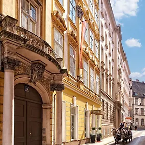Pertschy Palais Отель