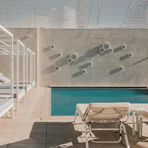 https://park-hotel.hotelssaintjulians.com