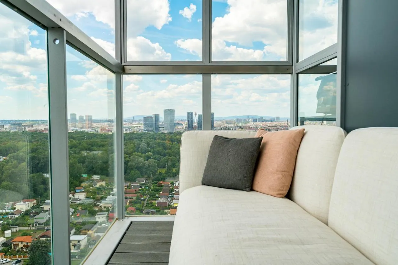 Vienna Residence, Marina Tower - Danube 0*,